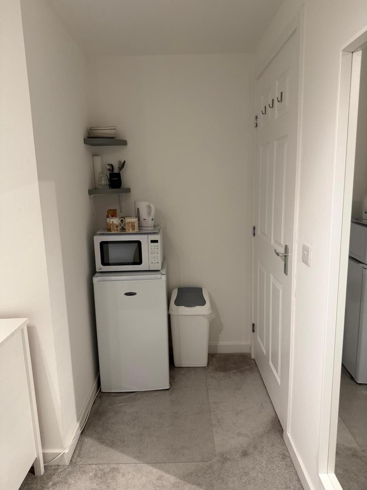 Double Bedroom With Dedicated Private Bathroom * Эдинбург